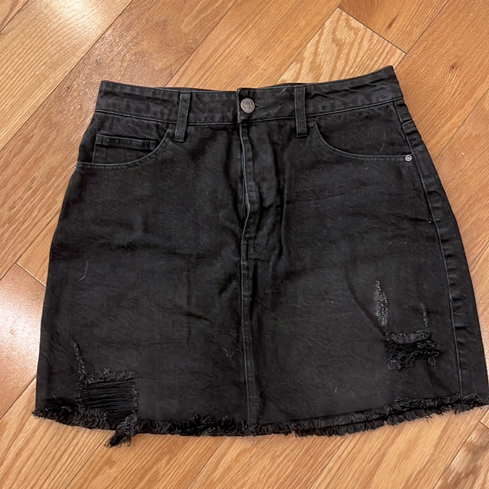 Forever 21 distressed denim mini skirt